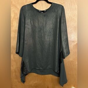 Chico’s Shark Bite Lace Hem Tunic Blouse L